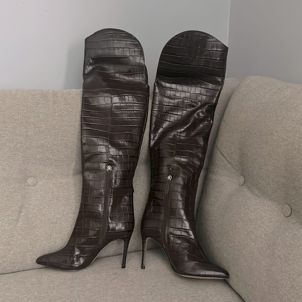 Scutz over-the-knee boots, rich dark chocolate crocodile leather. Heel is 3.5 in